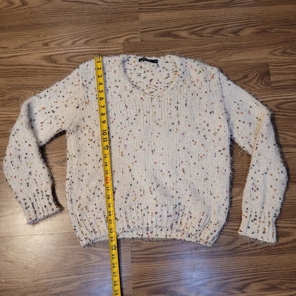 Cozy and Colorful Speckled Knit Sweater by Doe & Rae - Picture 10 of 12